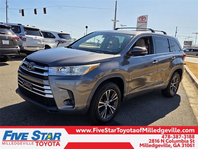 2019 Toyota Highlander LE
