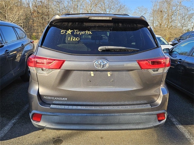 2019 Toyota Highlander LE