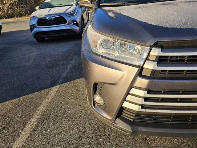 2019 Toyota Highlander LE Plus