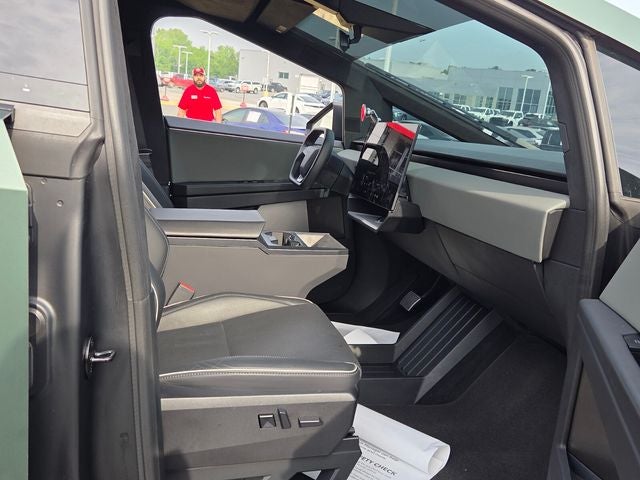 2025 Tesla Cybertruck Base