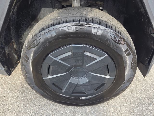 2025 Tesla Cybertruck Base