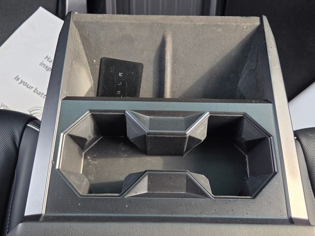 2025 Tesla Cybertruck Base