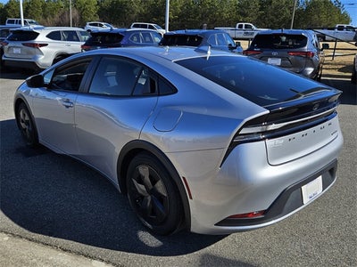 2025 Toyota Prius Plug-In Hybrid SE