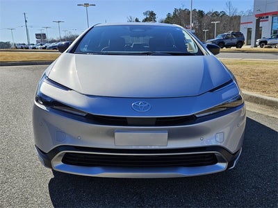 2025 Toyota Prius Plug-In Hybrid SE