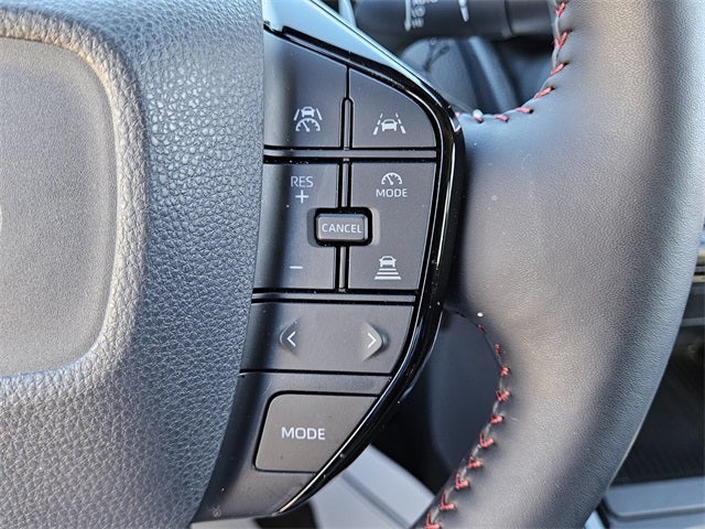 2025 Toyota Prius Plug-In Hybrid SE