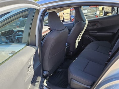 2025 Toyota Prius Plug-In Hybrid SE