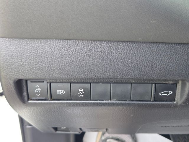 2022 Toyota Venza XLE