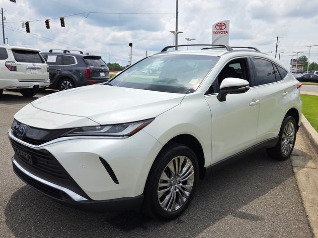 2022 Toyota Venza XLE