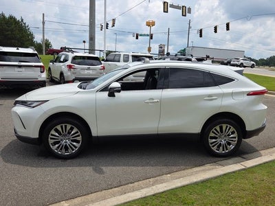 2022 Toyota Venza XLE