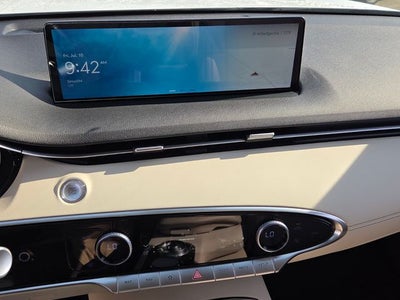 2025 Genesis GV70 2.5T