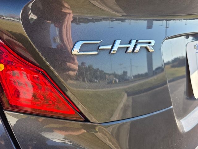 2021 Toyota C-HR LE