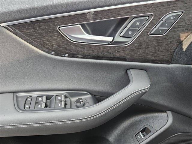 2024 Audi Q8 55 Prestige quattro