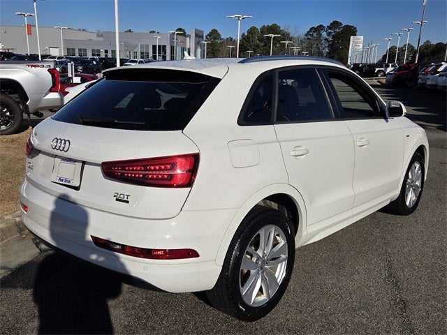 2018 Audi Q3 2.0T Premium quattro