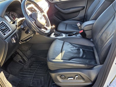 2018 Audi Q3 2.0T Premium quattro