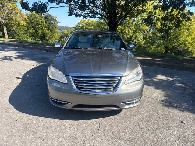 2012 Chrysler 200 Limited