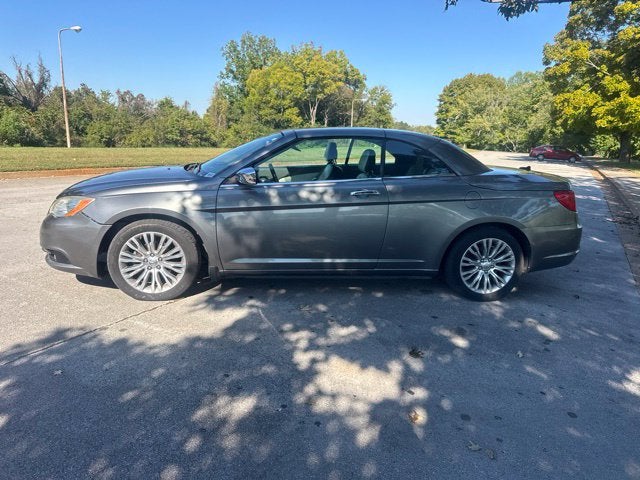 2012 Chrysler 200 Limited