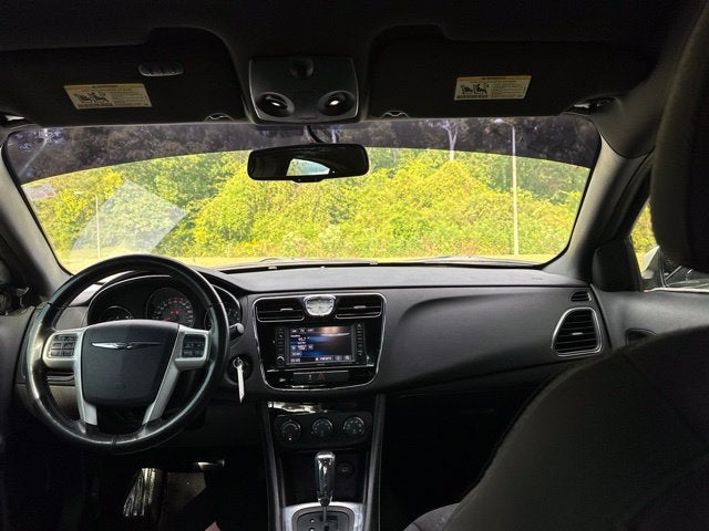 2014 Chrysler 200 Touring