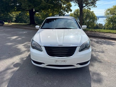 2014 Chrysler 200 Touring