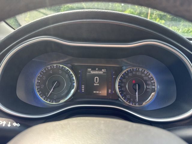 2017 Chrysler 200 Limited