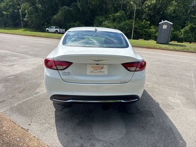 2017 Chrysler 200 Limited