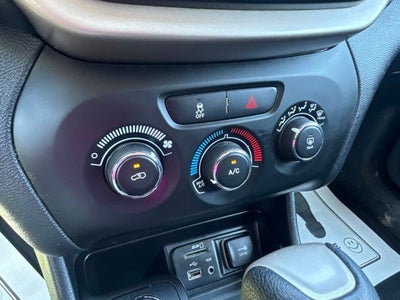 2016 Jeep Cherokee Sport