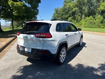 2016 Jeep Cherokee Sport