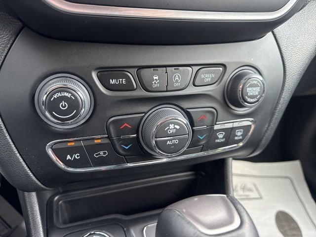 2023 Jeep Cherokee Altitude