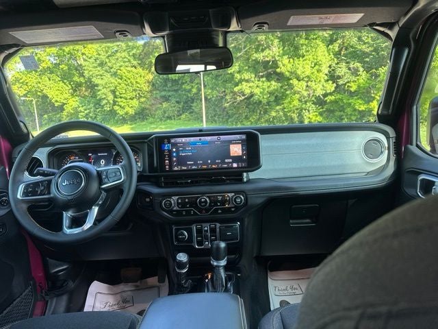 2024 Jeep Wrangler Sahara
