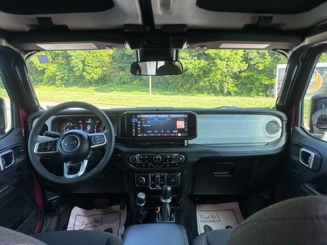 2024 Jeep Wrangler Sahara