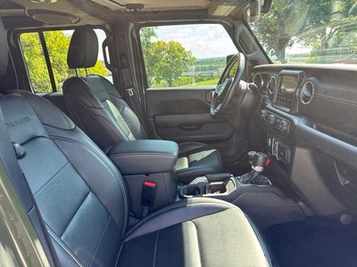 2022 Jeep Gladiator Overland