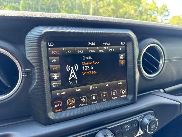 2022 Jeep Gladiator Overland