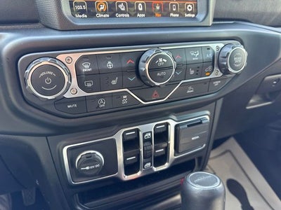 2022 Jeep Gladiator Overland