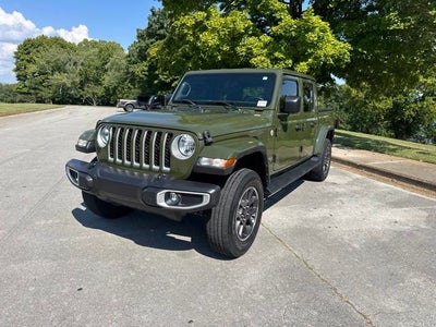 2022 Jeep Gladiator Overland