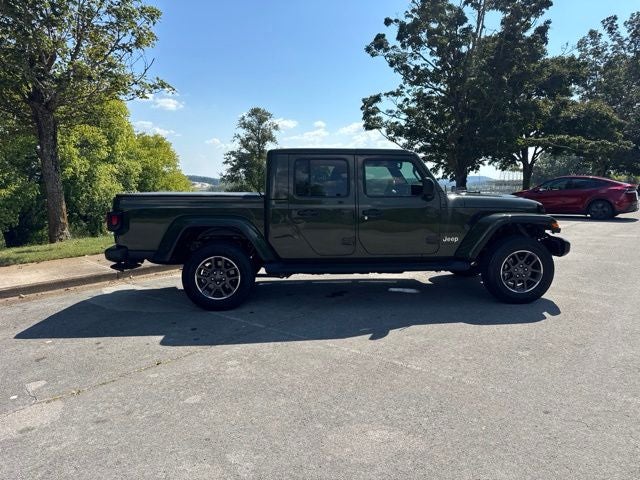 2022 Jeep Gladiator Overland