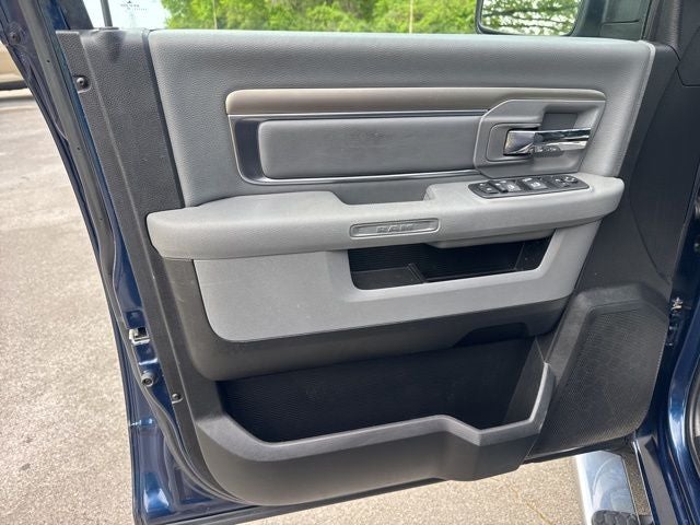 2020 RAM 1500 Classic SLT