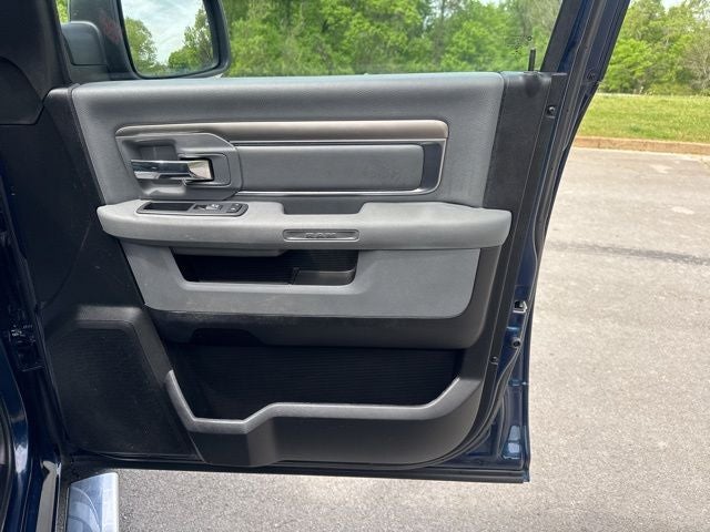 2020 RAM 1500 Classic SLT