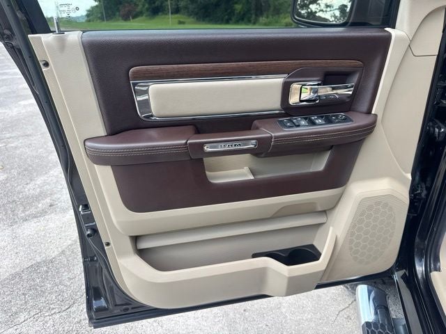 2016 RAM 1500 Laramie