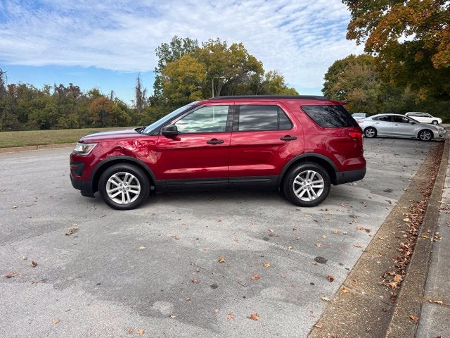 2017 Ford Explorer Base