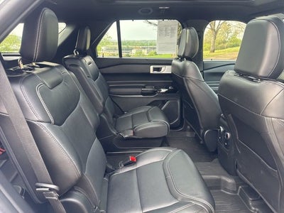 2022 Ford Explorer ST