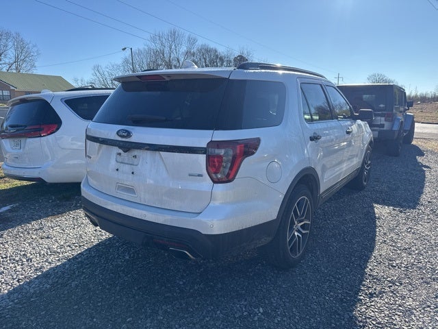 2016 Ford Explorer Sport