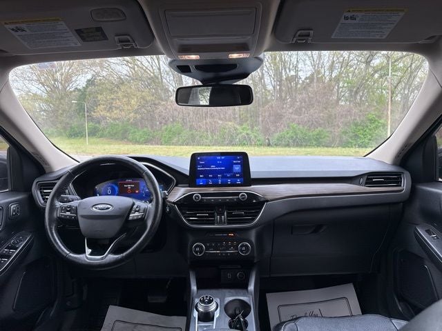 2020 Ford Escape Titanium