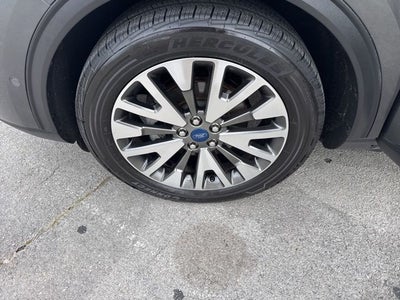 2020 Ford Escape Titanium