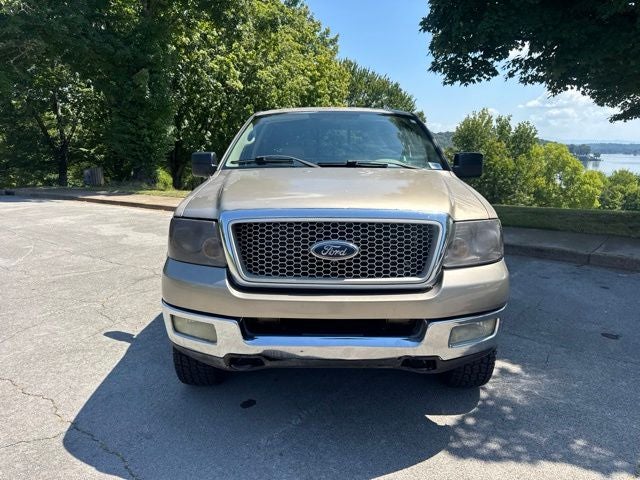 2004 Ford F-150 XLT