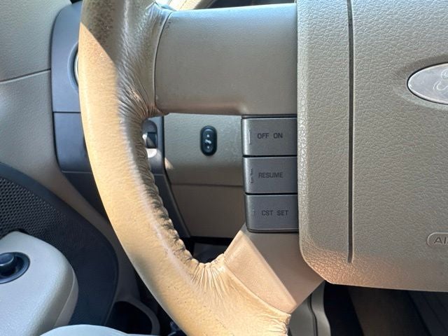 2004 Ford F-150 XLT
