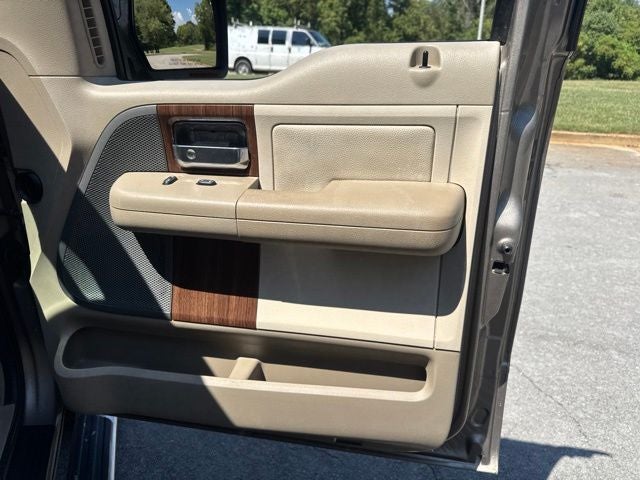 2004 Ford F-150 XLT