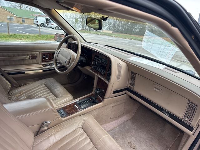 1991 Buick Riviera Base