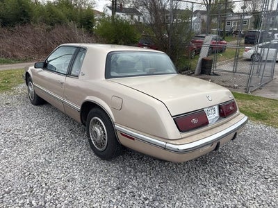 1991 Buick Riviera Base