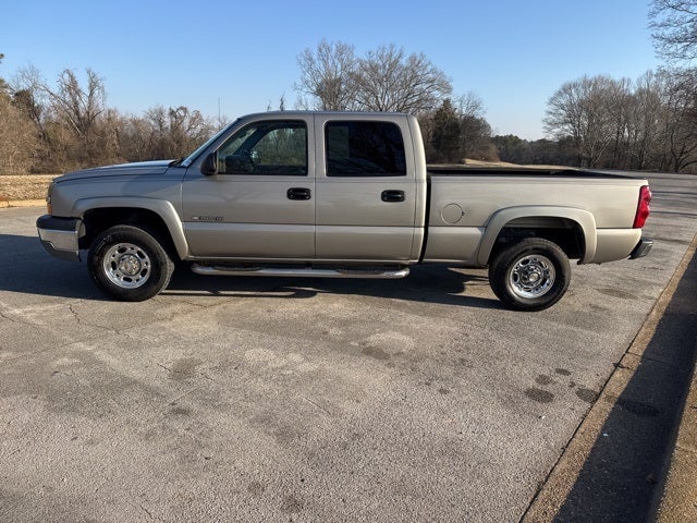 2003 Chevrolet Silverado 1500HD LS