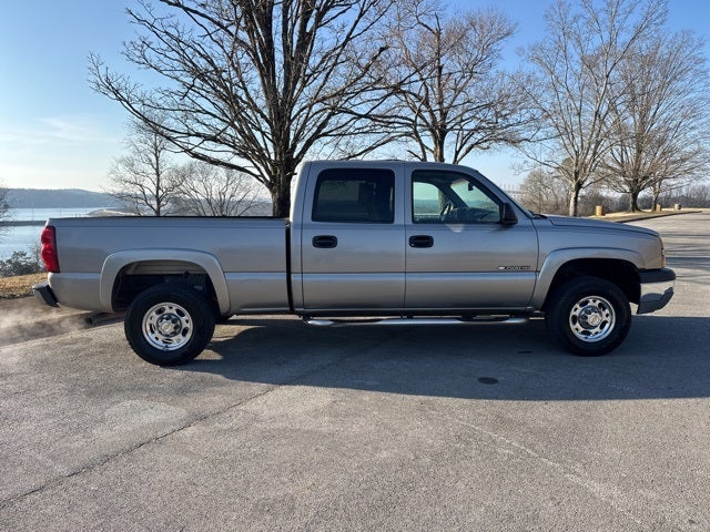 2003 Chevrolet Silverado 1500HD LS
