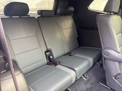 2024 GMC Acadia AT4